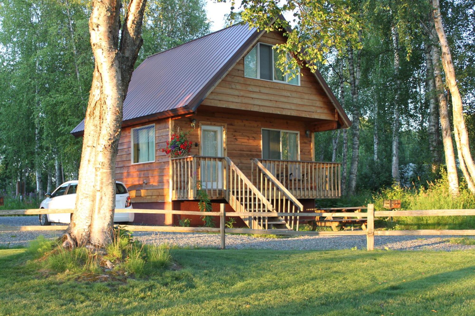 Susitna River Lodging, Riverside Cabins Толкітна Екстер'єр фото