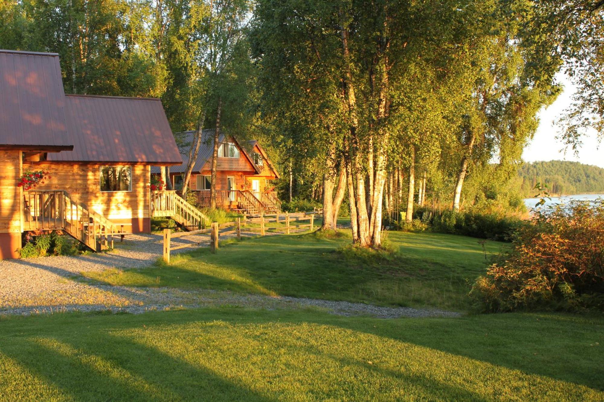 Susitna River Lodging, Riverside Cabins Толкітна Екстер'єр фото